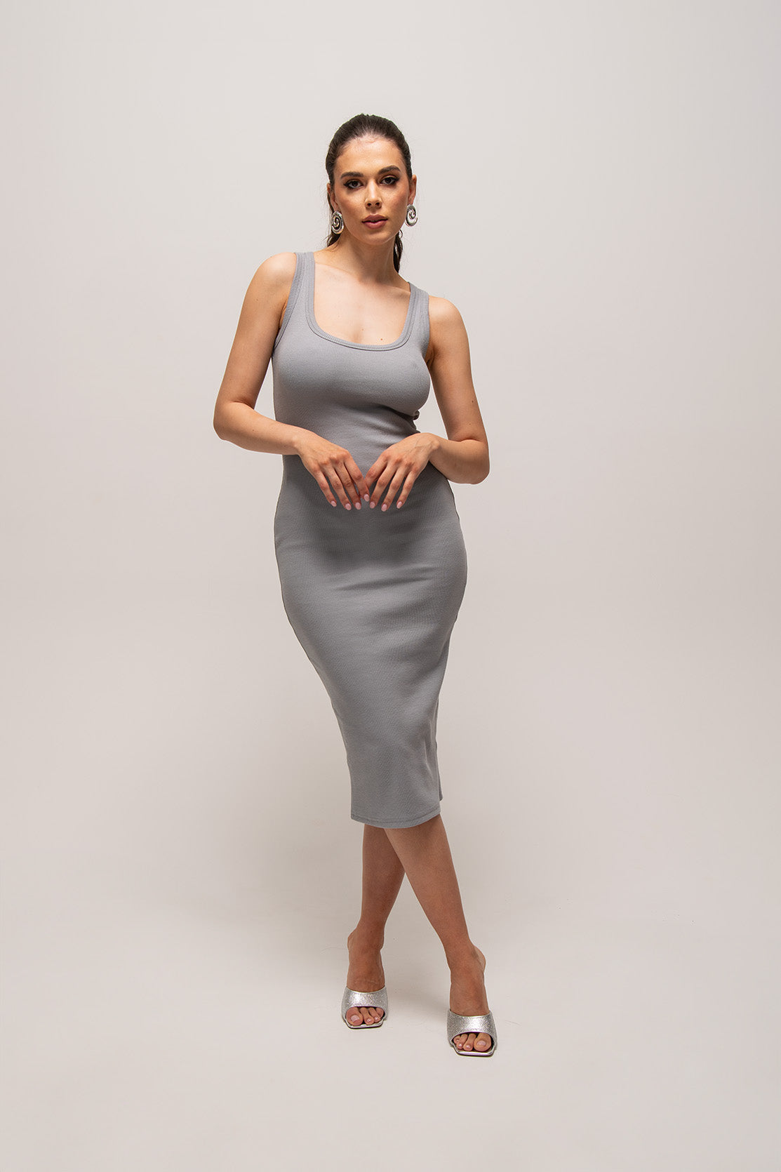prążkowana sukienka midi typu bokserka "Gray"