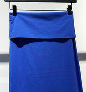 Sienna - klasyczna spódnica midi chabrowa - w656