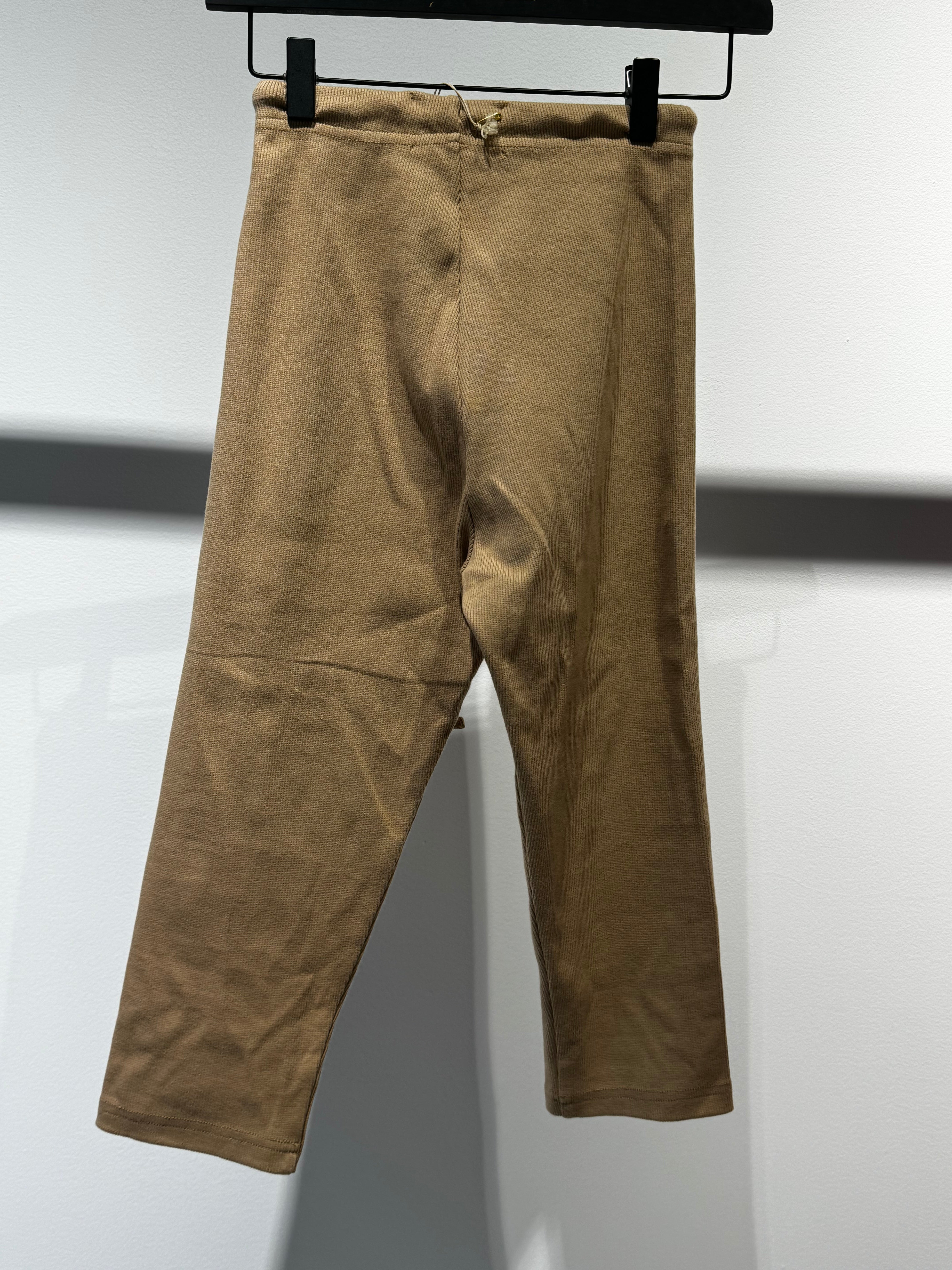 Prążkowane legginsy typu rybaczki tan - 844TXS/S