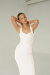 biała ściągaczowa sukienka za kolano na ramiączkach "Ecru"