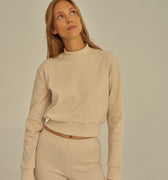 jasnobeżowa klasyczna bluza damska bez kaptura ze ściągacza "Light Beige"