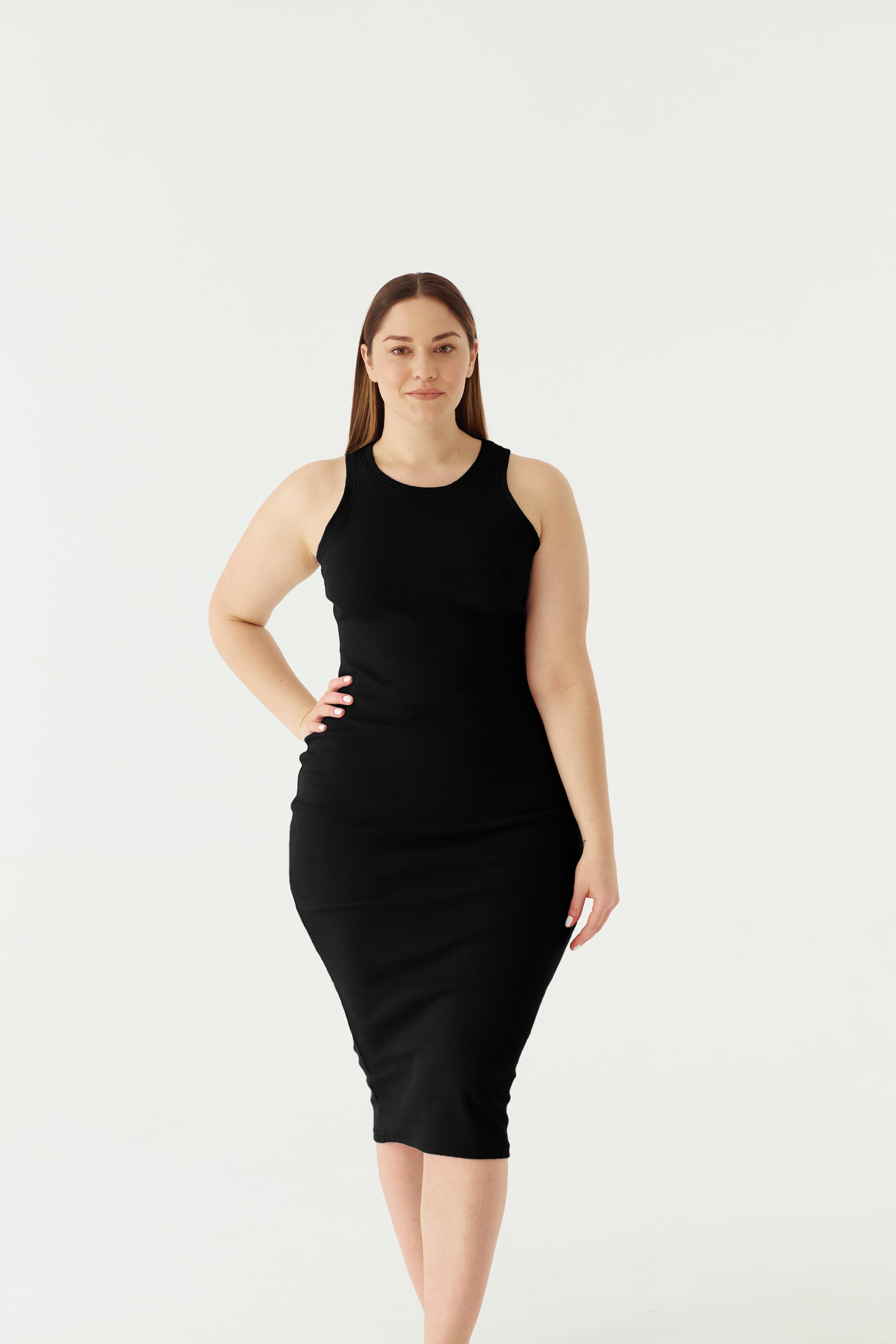 czarna ściągaczowa sukienka midi na ramiączkach "Black"