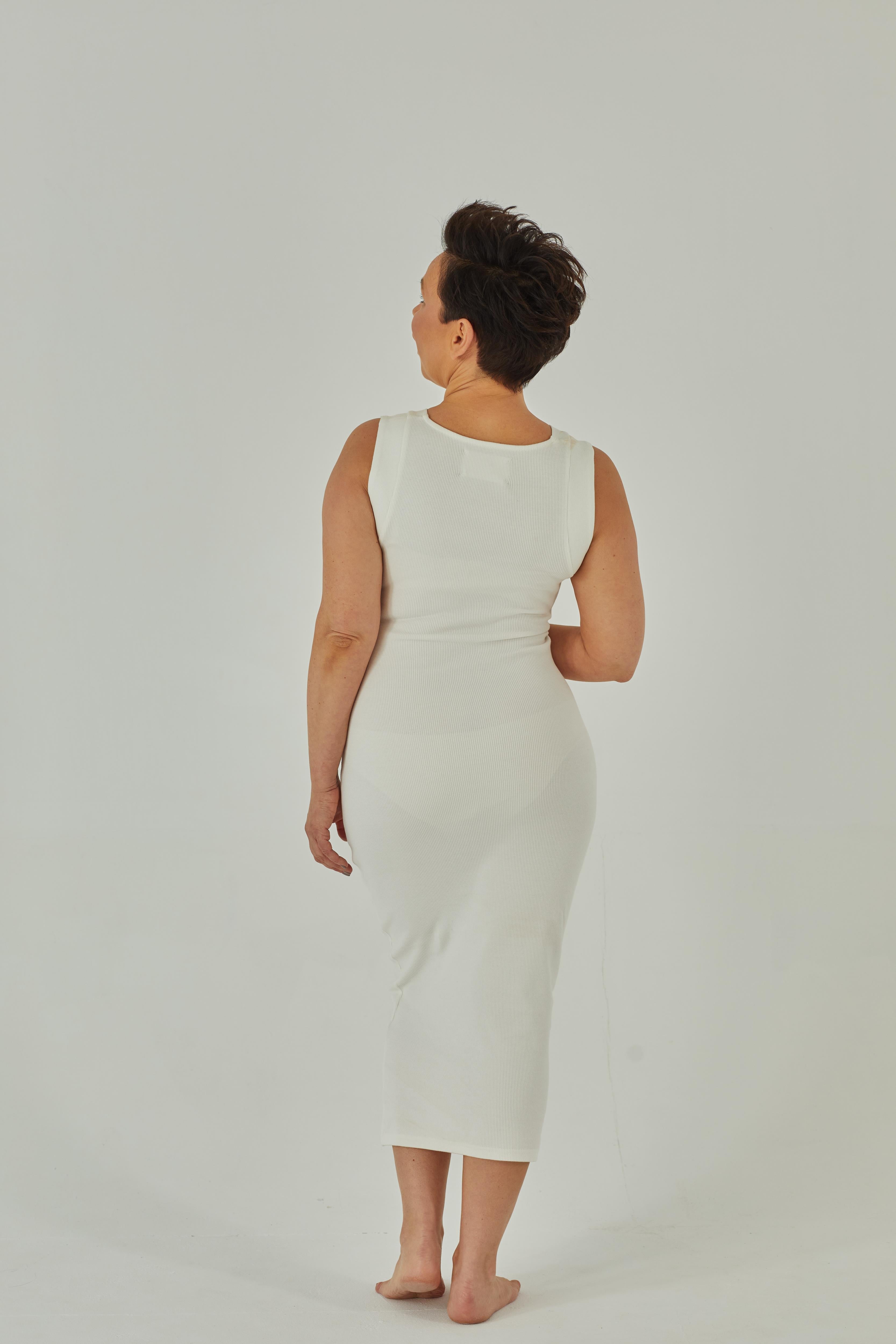 biała sukienka midi ze ściągacza na ramiączkach "Ecru"