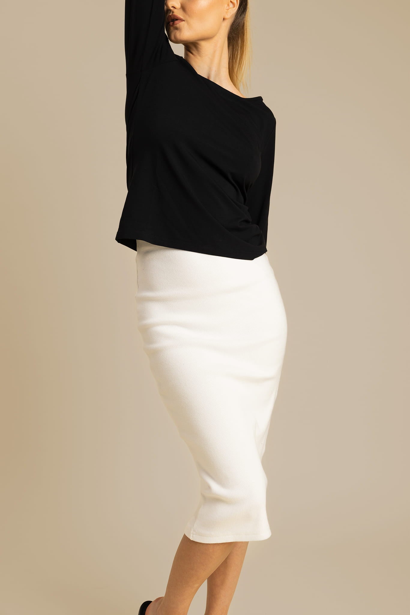 czarna koszulka damska basic "Black"